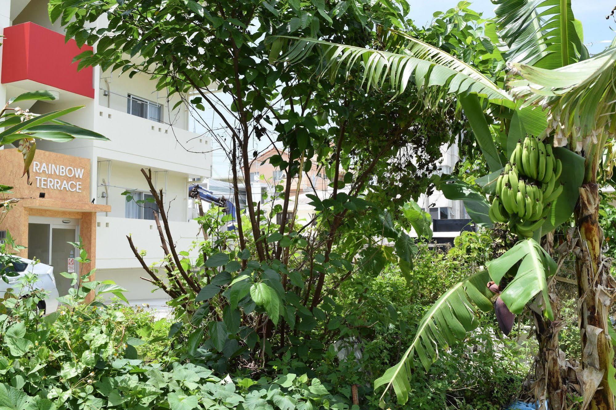 Apartamento Rainbow Terrace Ginowan Exterior foto