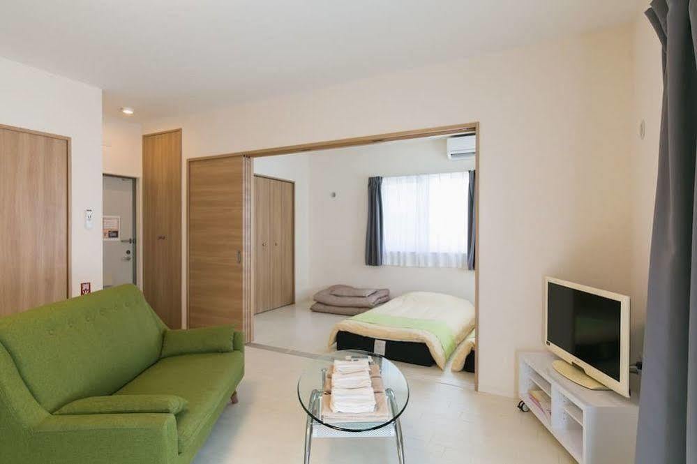 Apartamento Rainbow Terrace Ginowan Exterior foto