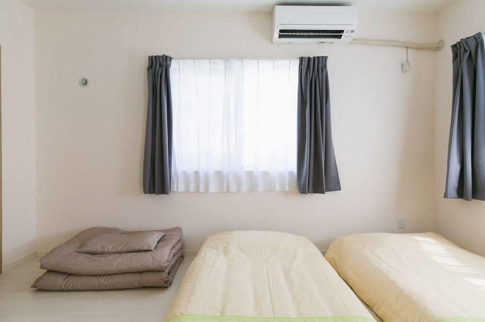Apartamento Rainbow Terrace Ginowan Exterior foto