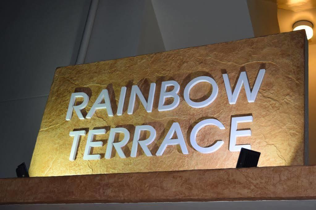 Apartamento Rainbow Terrace Ginowan Exterior foto